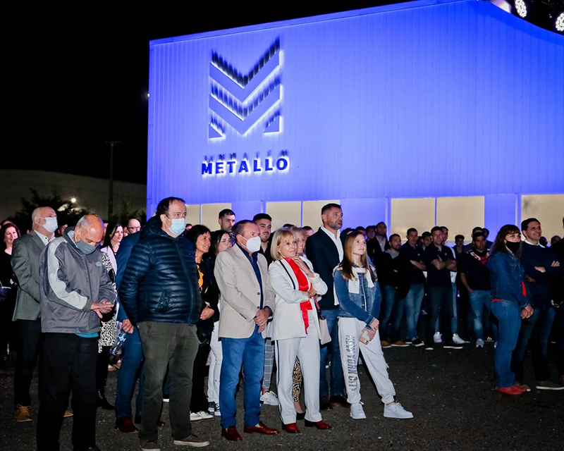 Metallo abrió en tiempo récord su planta en Armstrong