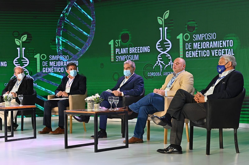 Comenzó el primer Simposio Internacional de Mejoramiento Genético Vegetal