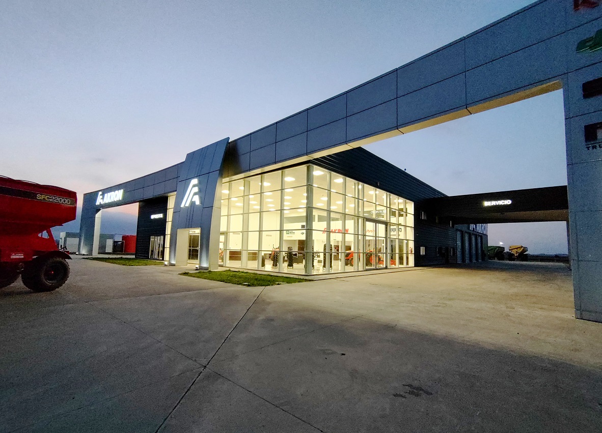 Akron amplia la operatoria con el Centro regional de ventas y atención del cliente en Pergamino