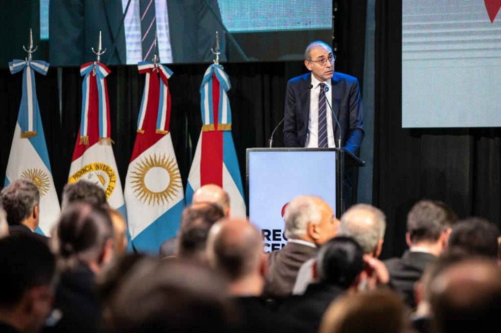 Simioni: “Es un momento para creer en el futuro y en nuestro potencial”