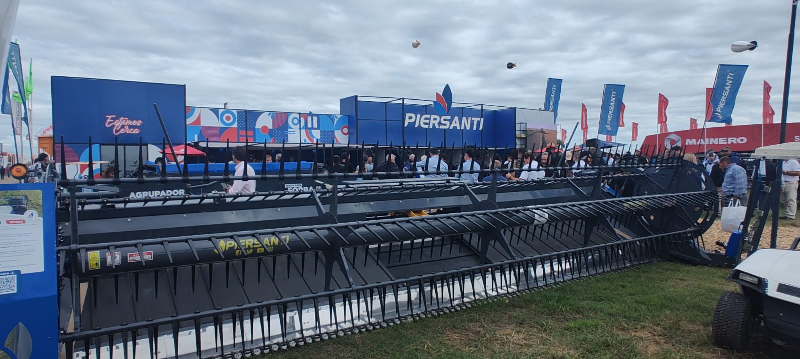 Piersanti presentó un nuevo cabezal draper recolector de hileras 
