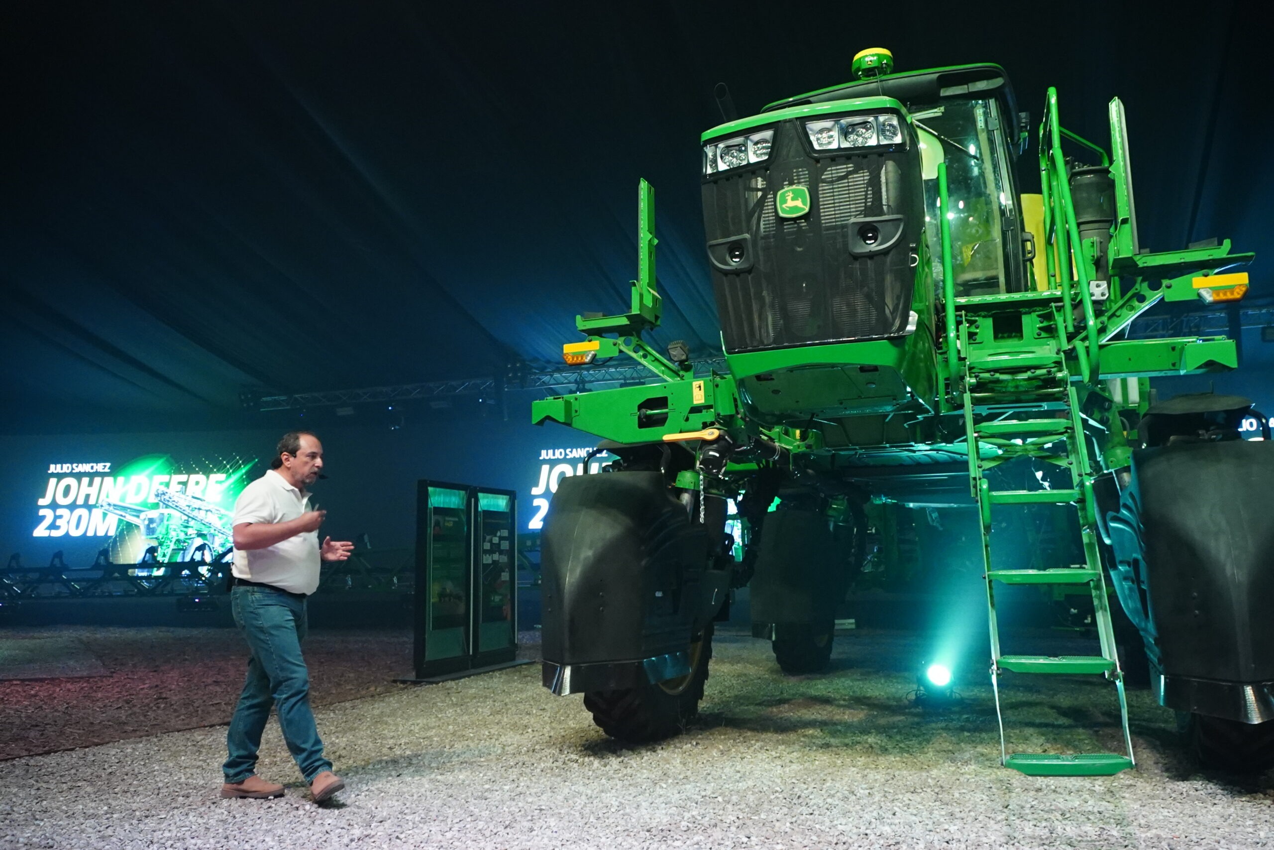 Precisión y conectividad a campo: John Deere presentó su nueva generación de equipos
