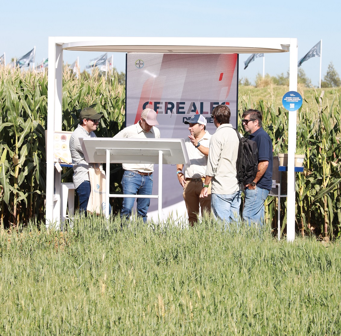 Cerrar brechas, integrar soluciones y trabajar en red: la propuesta de Bayer en Expoagro
