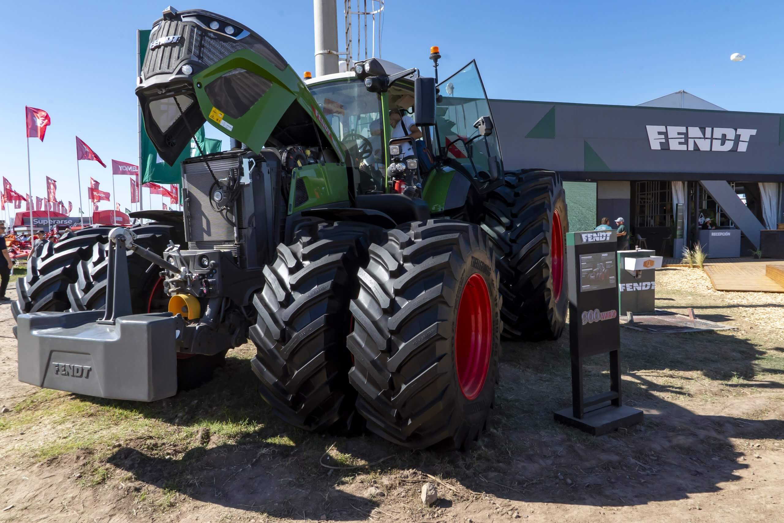 Fendt debuta en Expoagro y atrae la atención de los productores argentinos