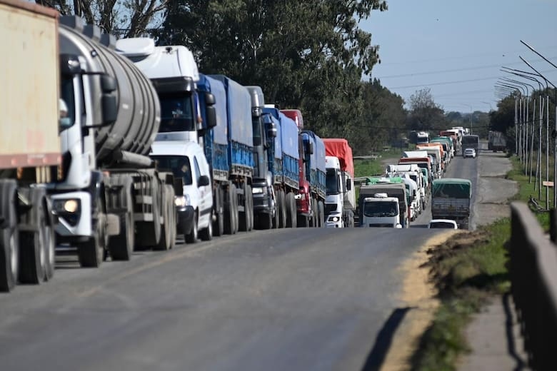 Cosecha récord: un 40% más de camiones ingresan a puertos cerealeros en mayo