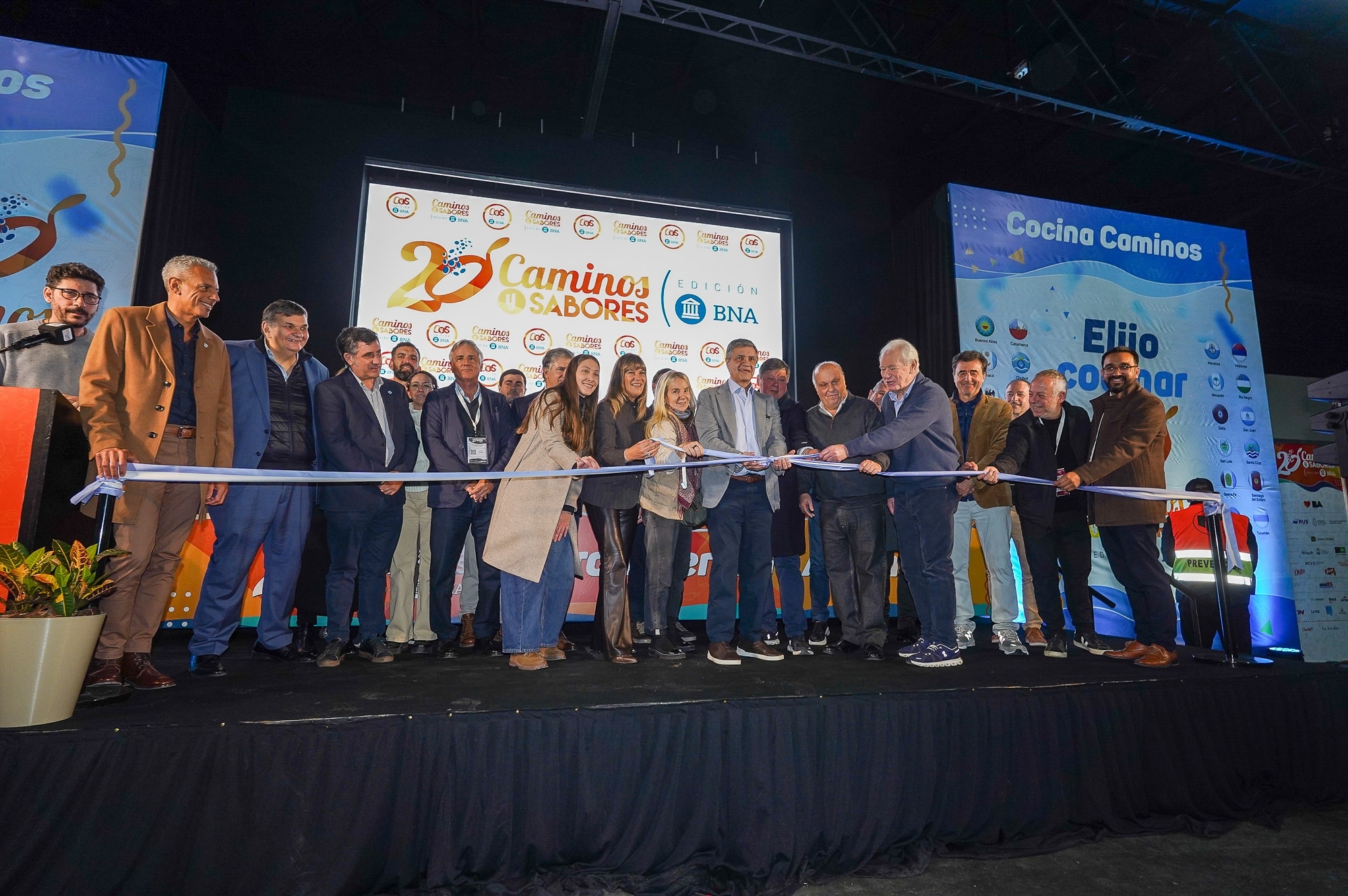 Caminos y Sabores celebró sus 20 ediciones con una inauguración cargada de autoridades y nueva sede