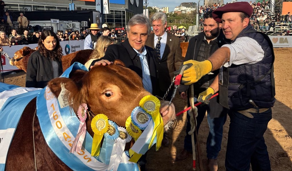 Llaryora acompañó al campo cordobés y a la industria en la Expo Rural de Palermo