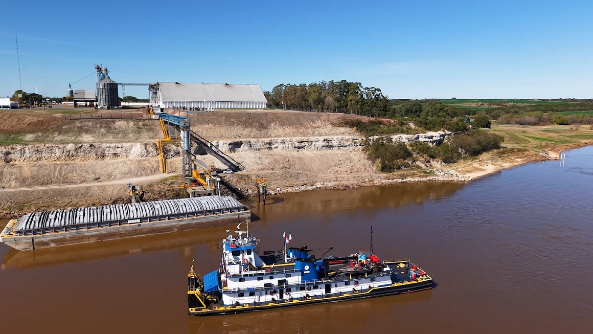 Complejo agroindustrial y puerto de Louis Dreyfus Company en Timbúes, Santa Fe, clave para la exportación de oleaginosas