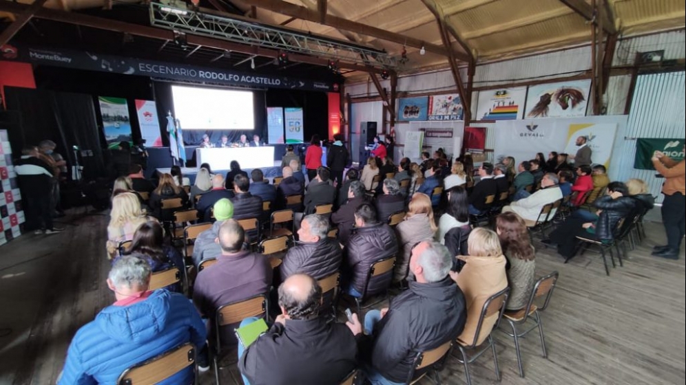  En el predio central de Monte Buey se realiza la 21º Fiesta Nacional de la Siembra Directa y 50º Expoitai