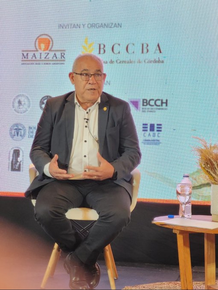 1° Lote de Maíz se vendió a $54.000 la tonelada y anunciaron el primer Congreso internacional del maíz con sede en Córdoba  

